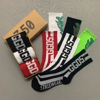Мъжки чорапи, 3 чифта/кутия, Шарени Подаръци с букви За Мъже, Памучни Чорапи в стил харадзюку, Модни Градинска Дрехи, Скейт, хип-хоп, Чорапи